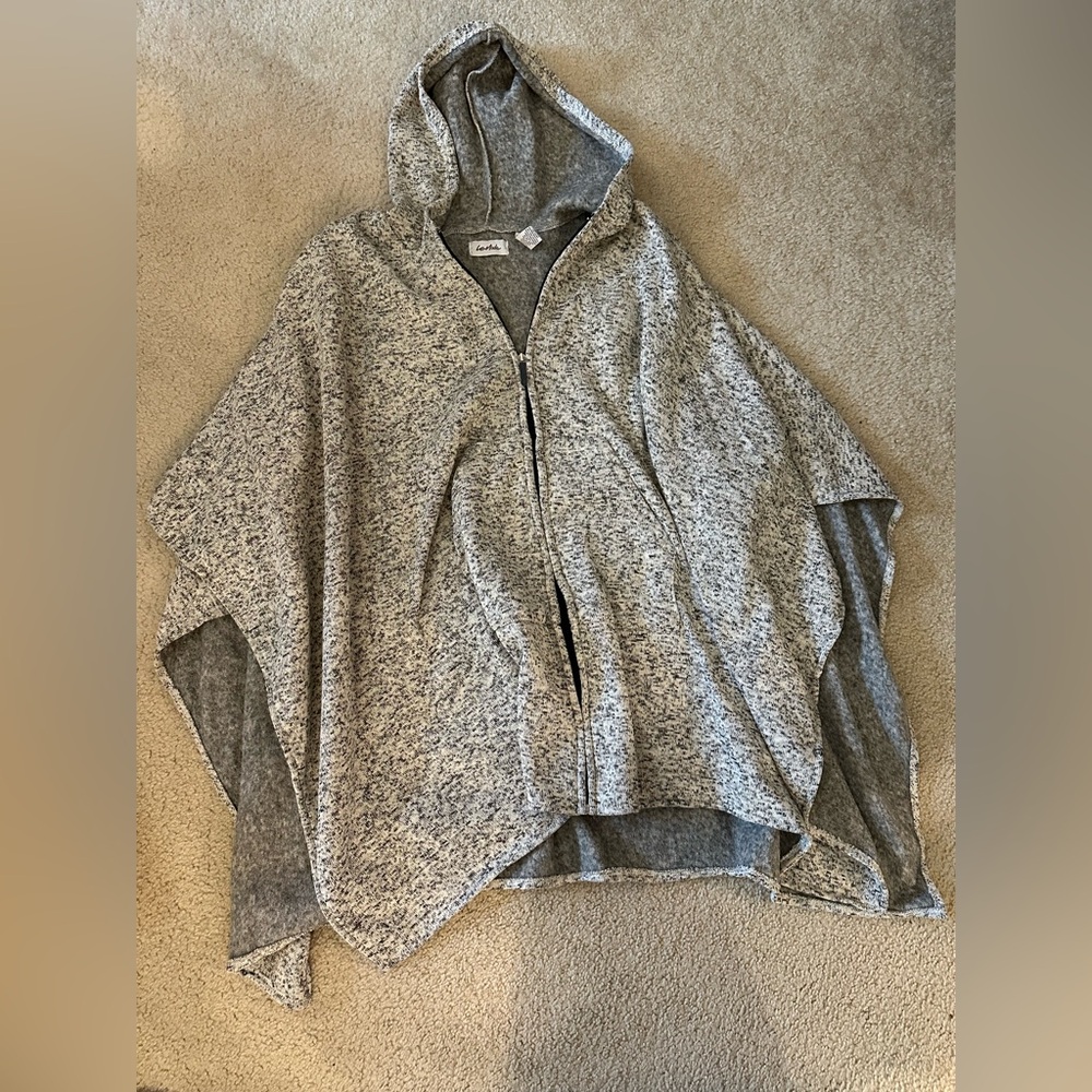 Moda Heather Gray Fleece Poncho